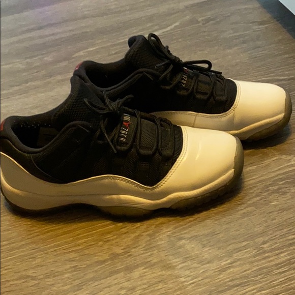 Tuxedo 11s - Picture 1 of 3